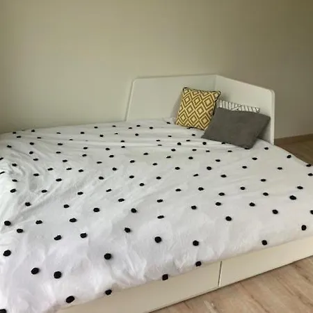 2 Personnes - Proche Circuit Holiday home