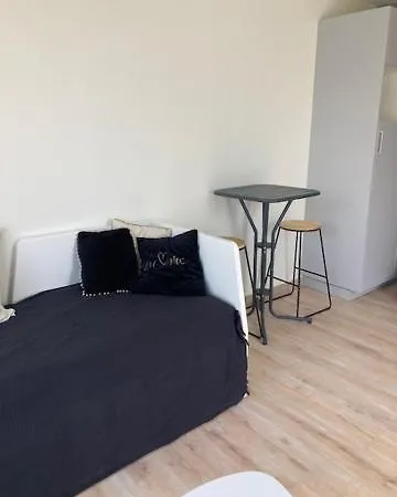 Holiday home 2 Personnes - Proche Circuit *