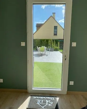 2 Personnes - Proche Circuit Holiday home *