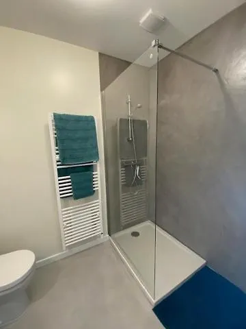 2 Personnes - Proche Circuit Casa de Férias *